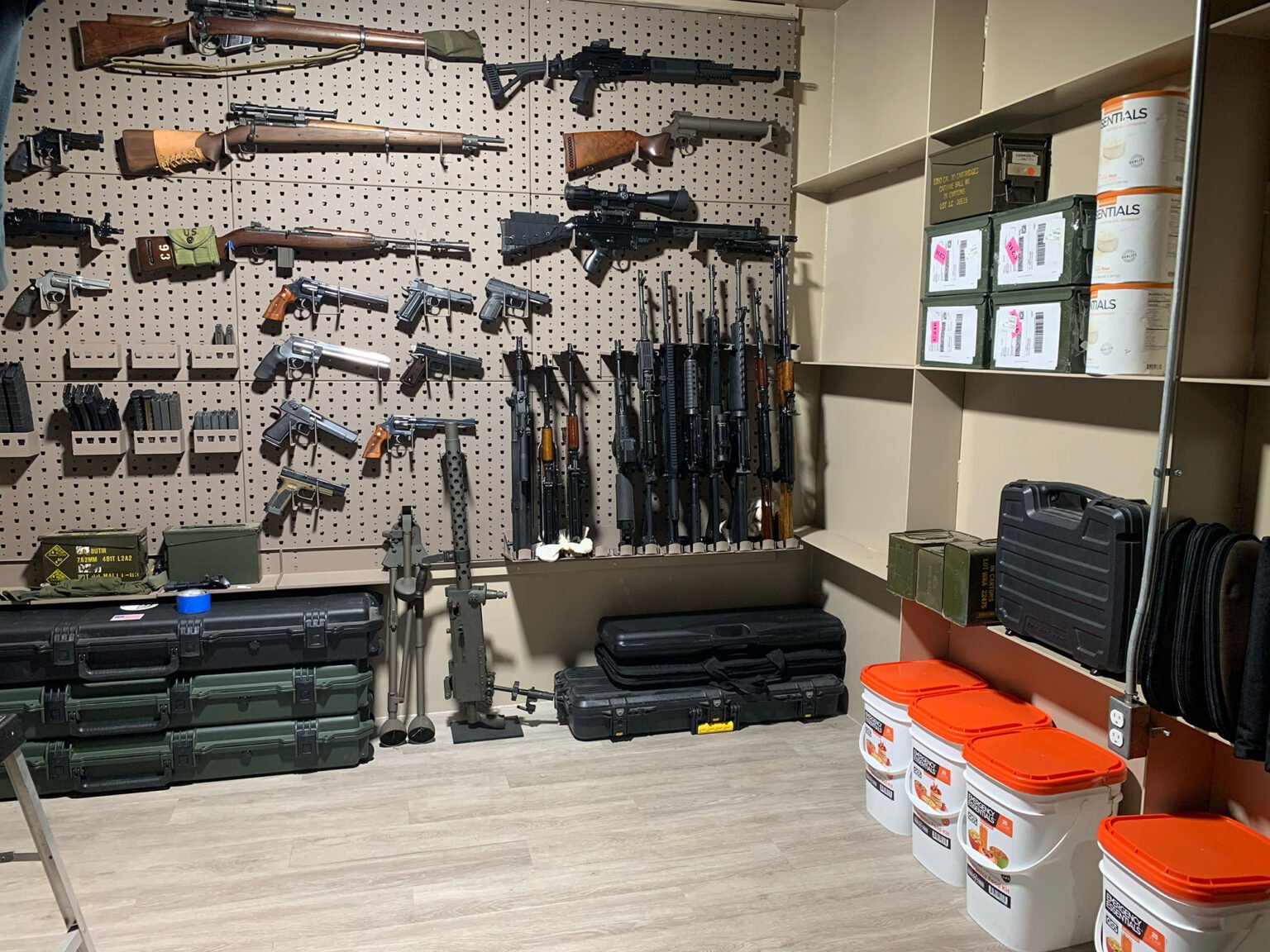 Interior Atlas Survival Shelters