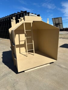 shelter-set250220-floort-knox-cutaway-interior-empty